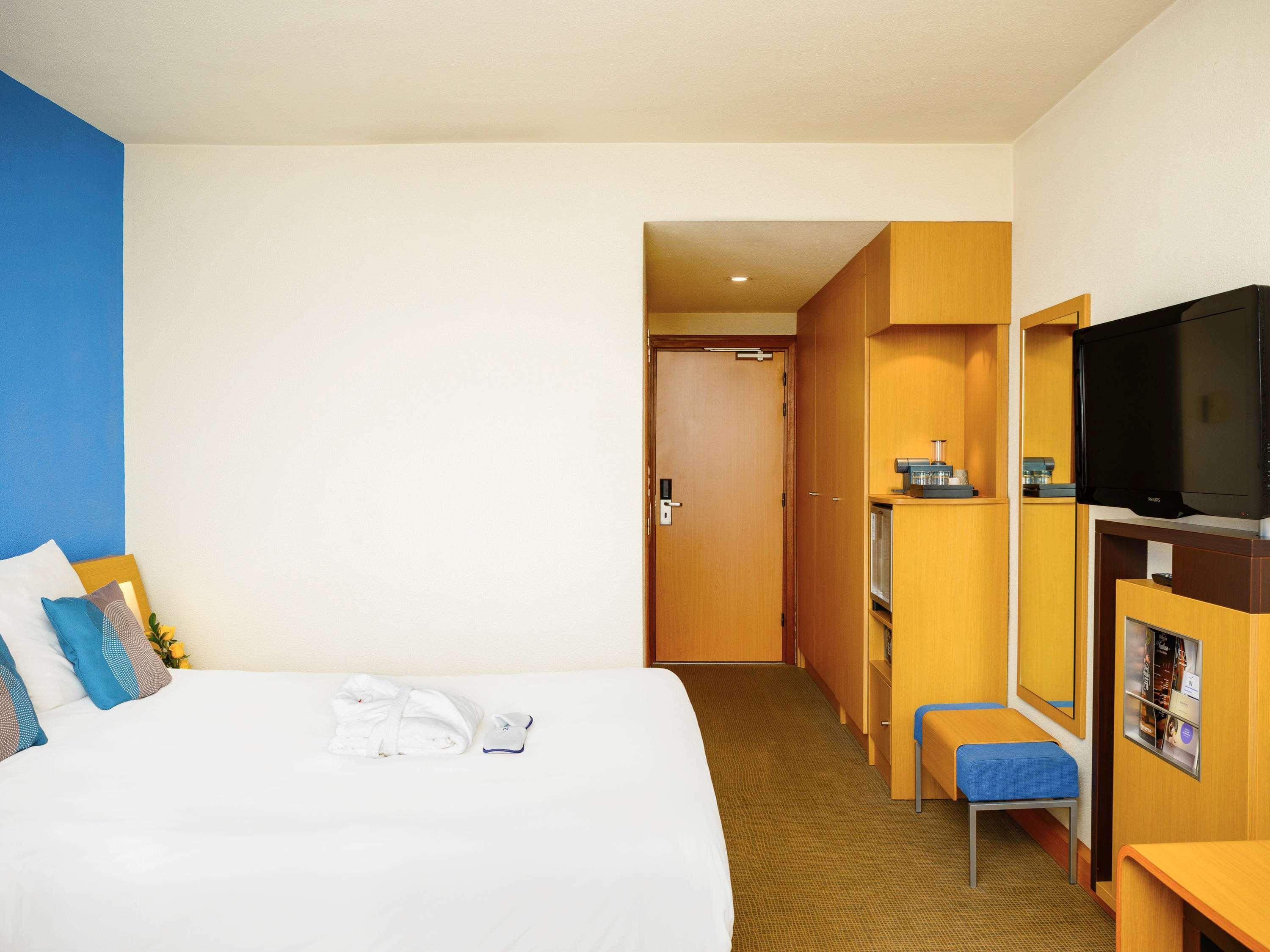 Novotel Porto Gaia Вила-Нова-ди-Гая Экстерьер фото