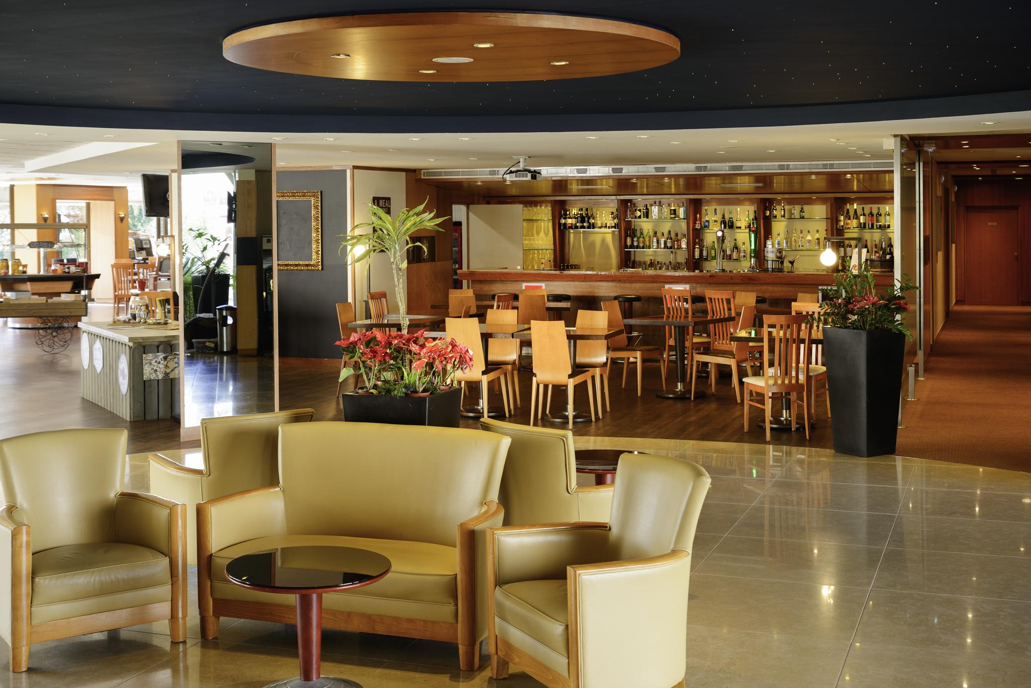 Novotel Porto Gaia Вила-Нова-ди-Гая Экстерьер фото