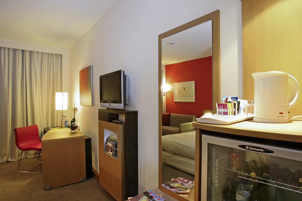 Novotel Porto Gaia Вила-Нова-ди-Гая Экстерьер фото
